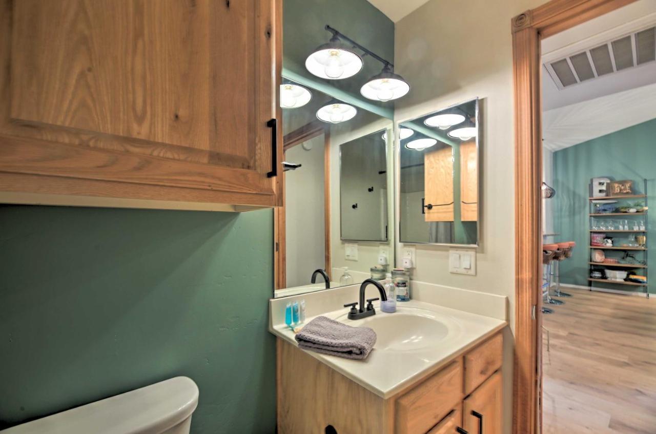 Pet-Friendly Show Low Cabin With Trail Access! Екстериор снимка